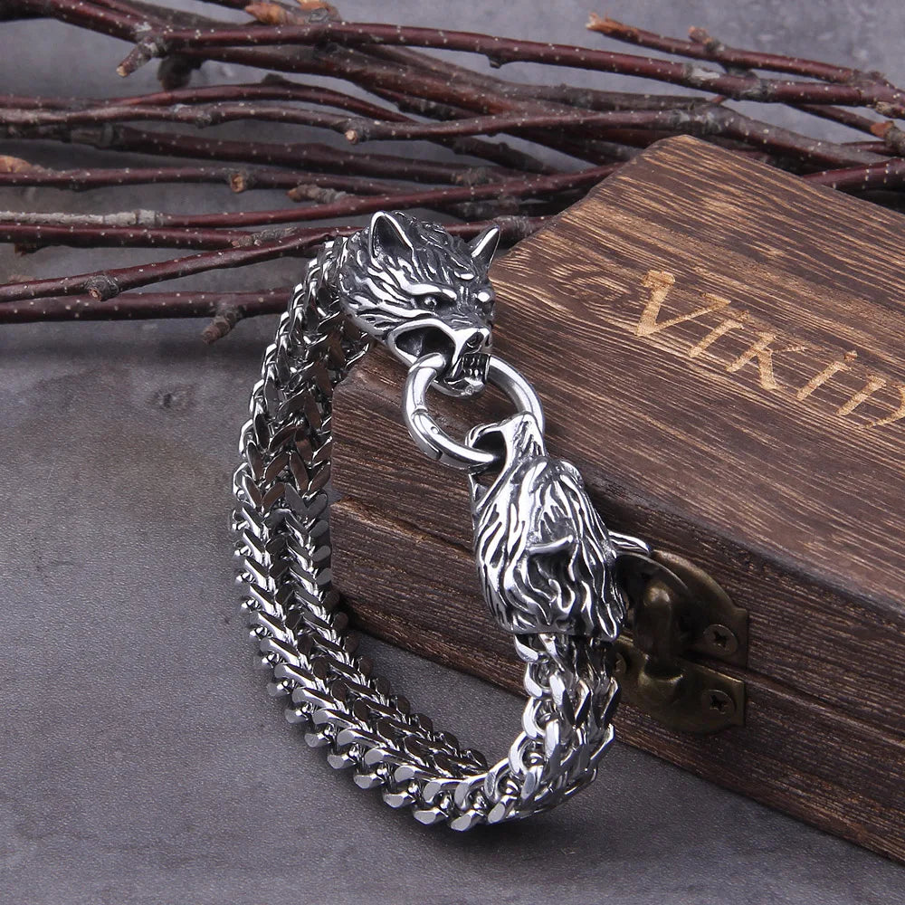 Lunar Wolf Chain