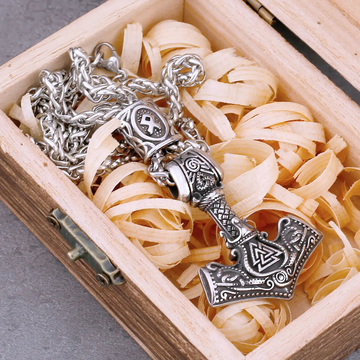 Odin’s Valor Pendant